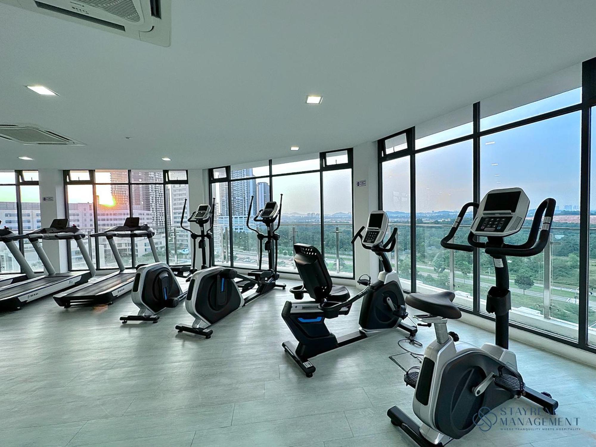 The Elysia Suites Нусаджая Екстериор снимка